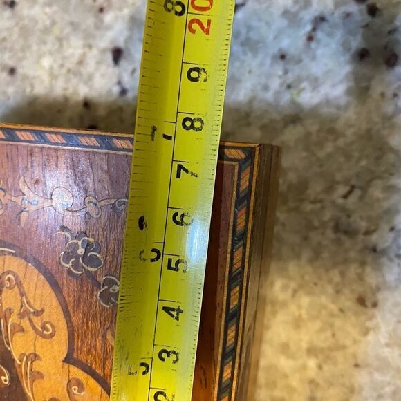 Vintage / Antique Lisbon  Musical Wooden Jewery Box ‎ See Description - Picture 8 of 10